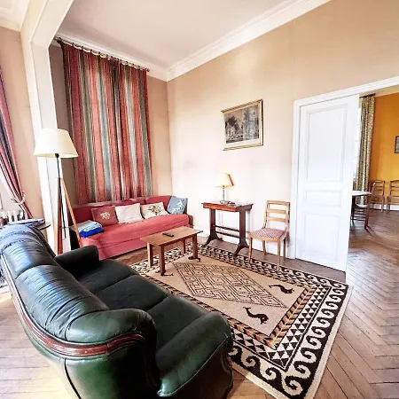 Le Chateau De Chambois - Confidentiel - Familles - Seminaires * Gouffern en Auge