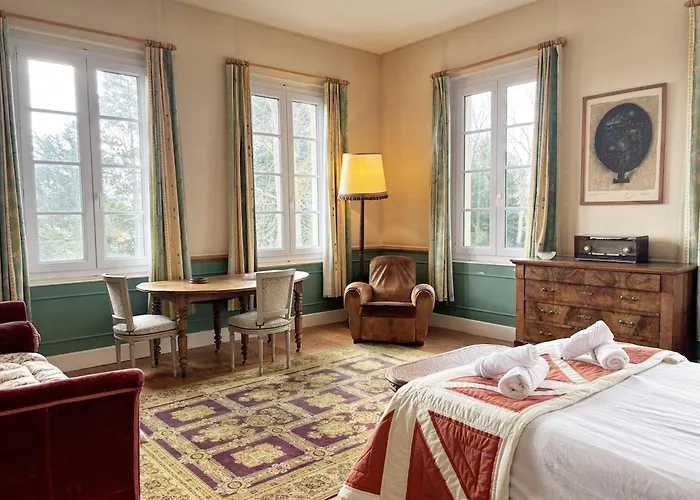 Le Chateau De Chambois - Confidentiel - Familles - Seminaires * Gouffern en Auge