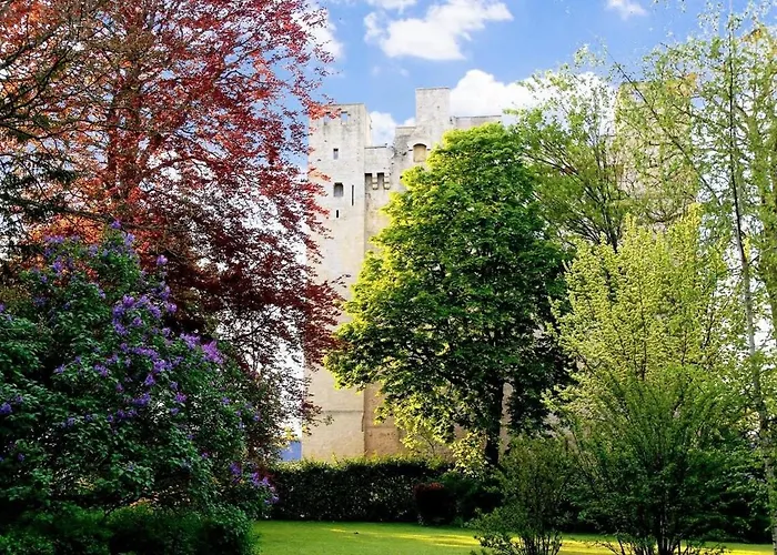 Le Chateau De Chambois - Confidentiel - Familles - Seminaires * Gouffern en Auge