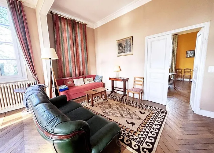 Le Chateau De Chambois - Confidentiel - Familles - Seminaires * Gouffern en Auge